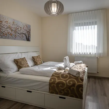 Azure Apartamento Siófok