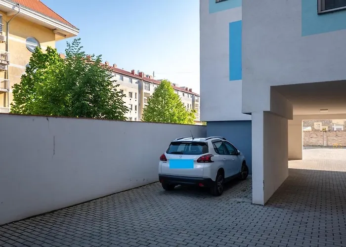 Apartman Azure *